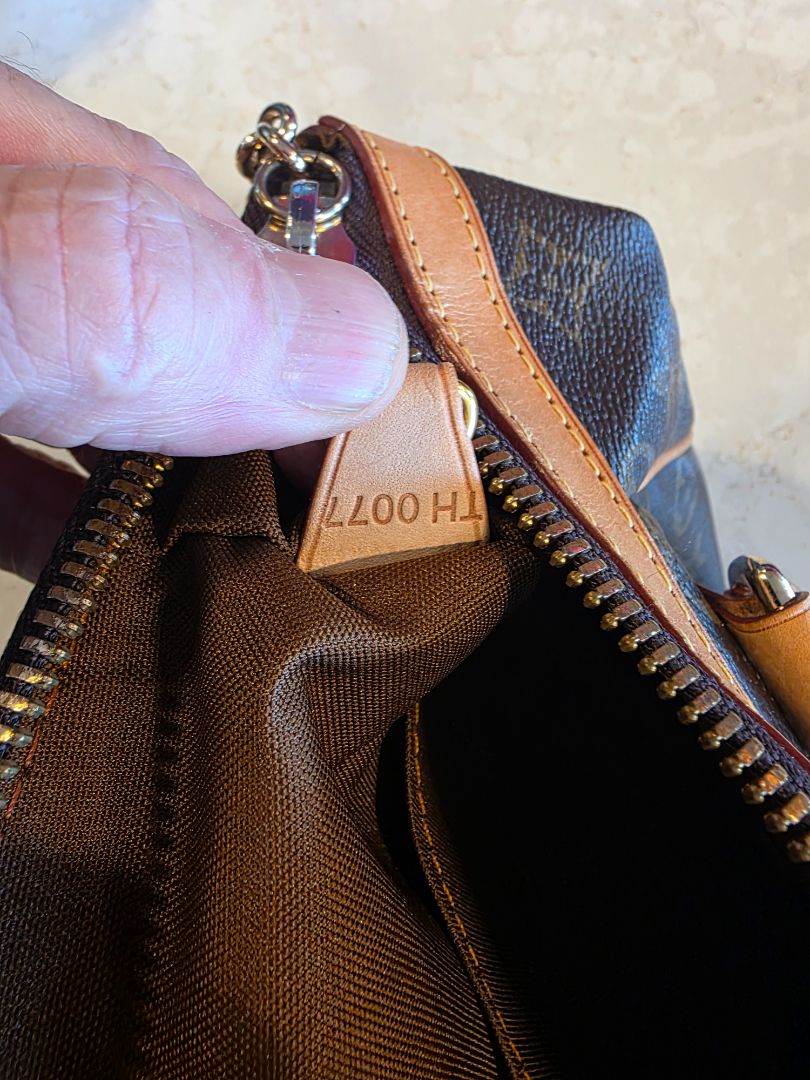 LOUIS VUITTON TIVOLI MONOGRAM – In Again Fashion