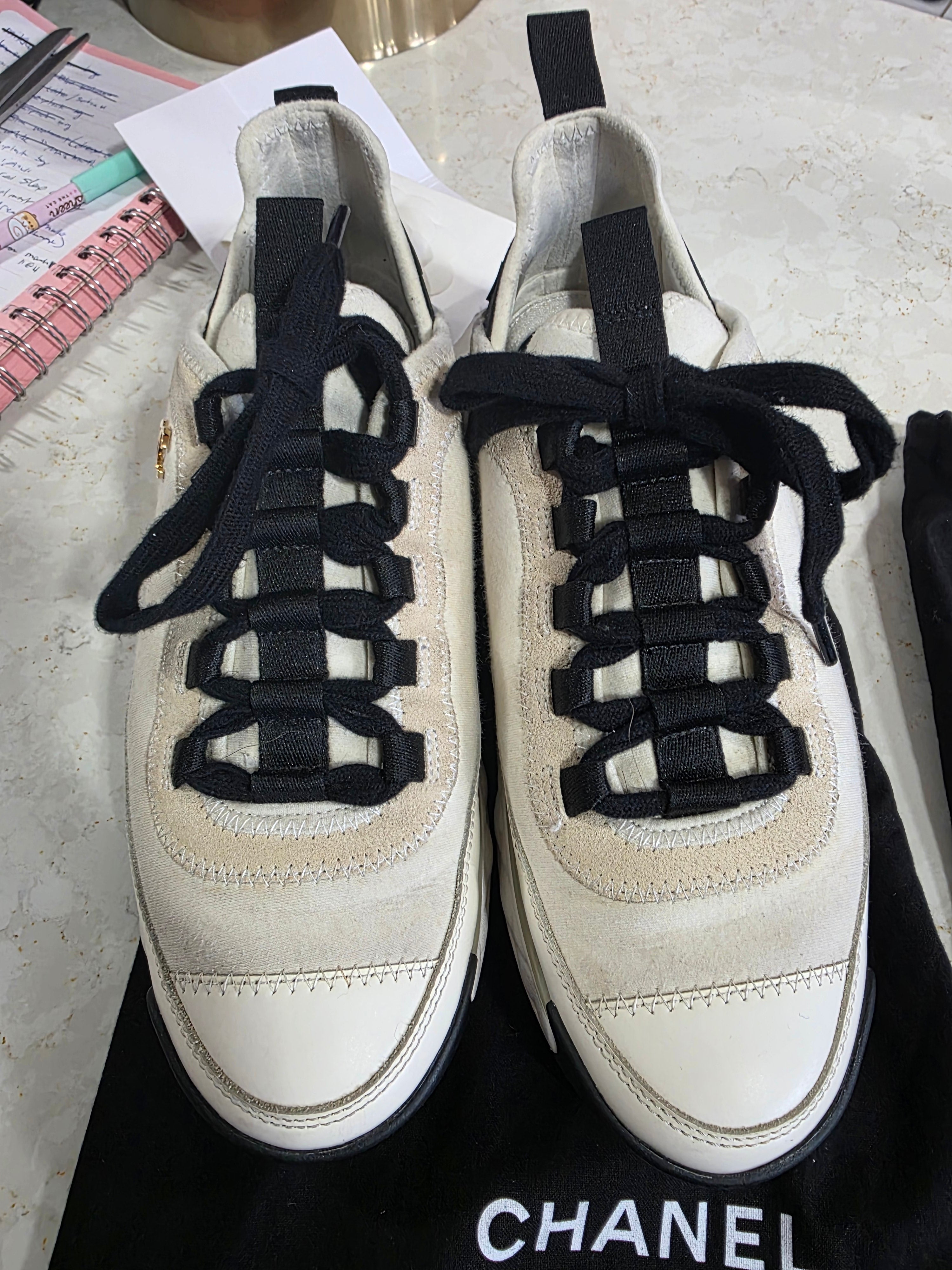 IVORY/BLACK CHANEL women's shoes, 36