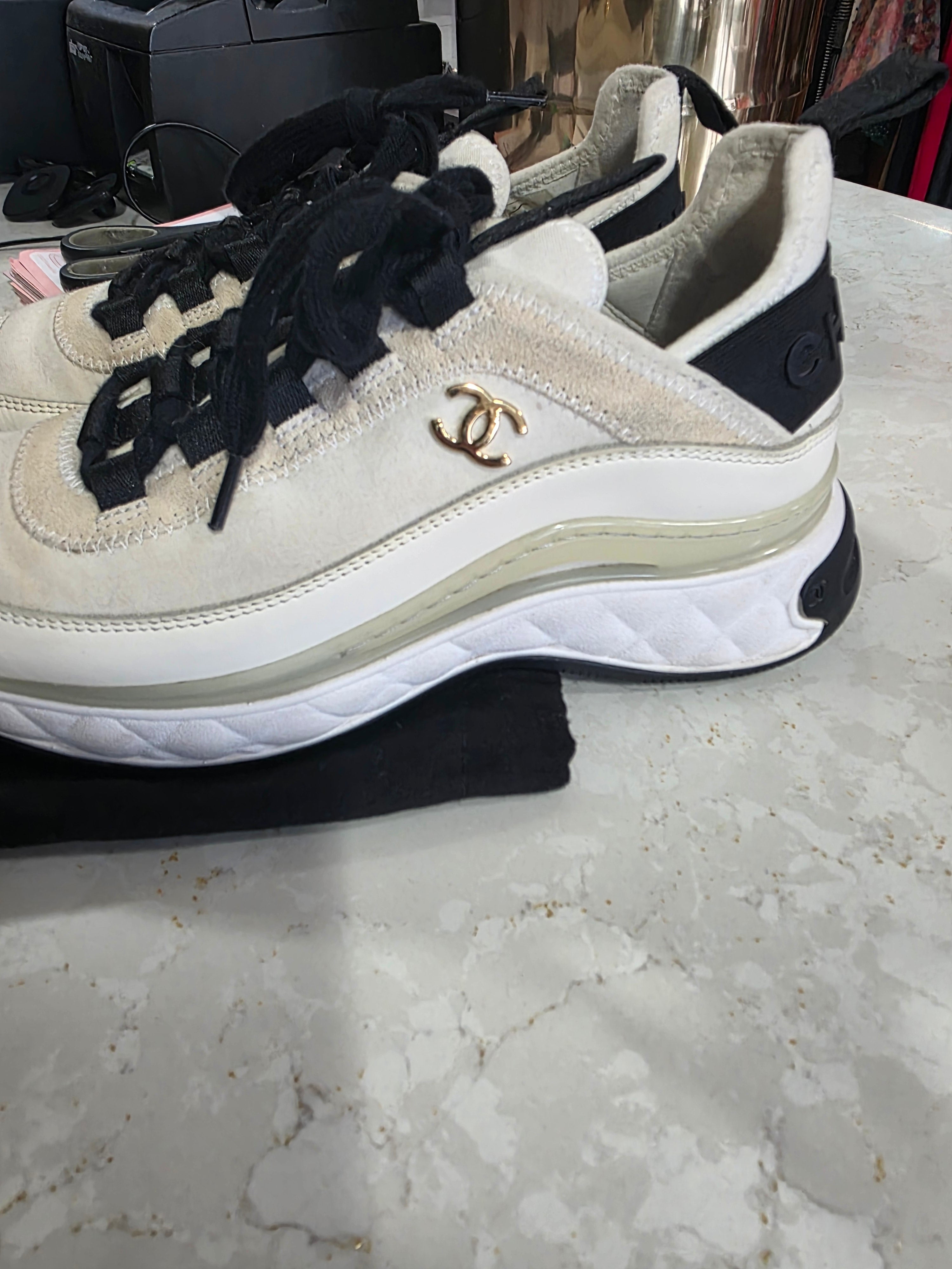 IVORY/BLACK CHANEL women's shoes, 36