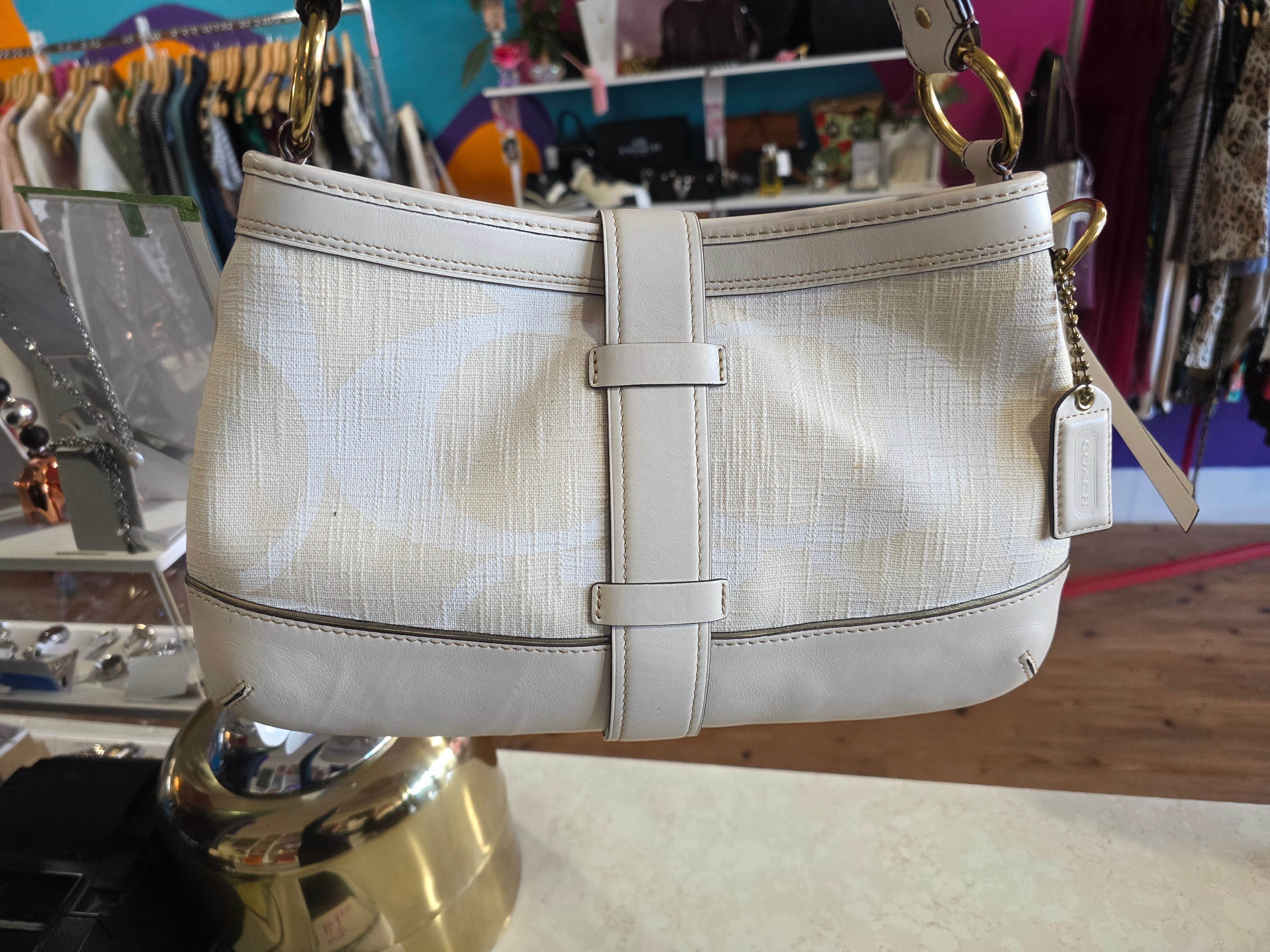 CREAM COACH VINTAGE 2000s legacy shoulder bag, mint