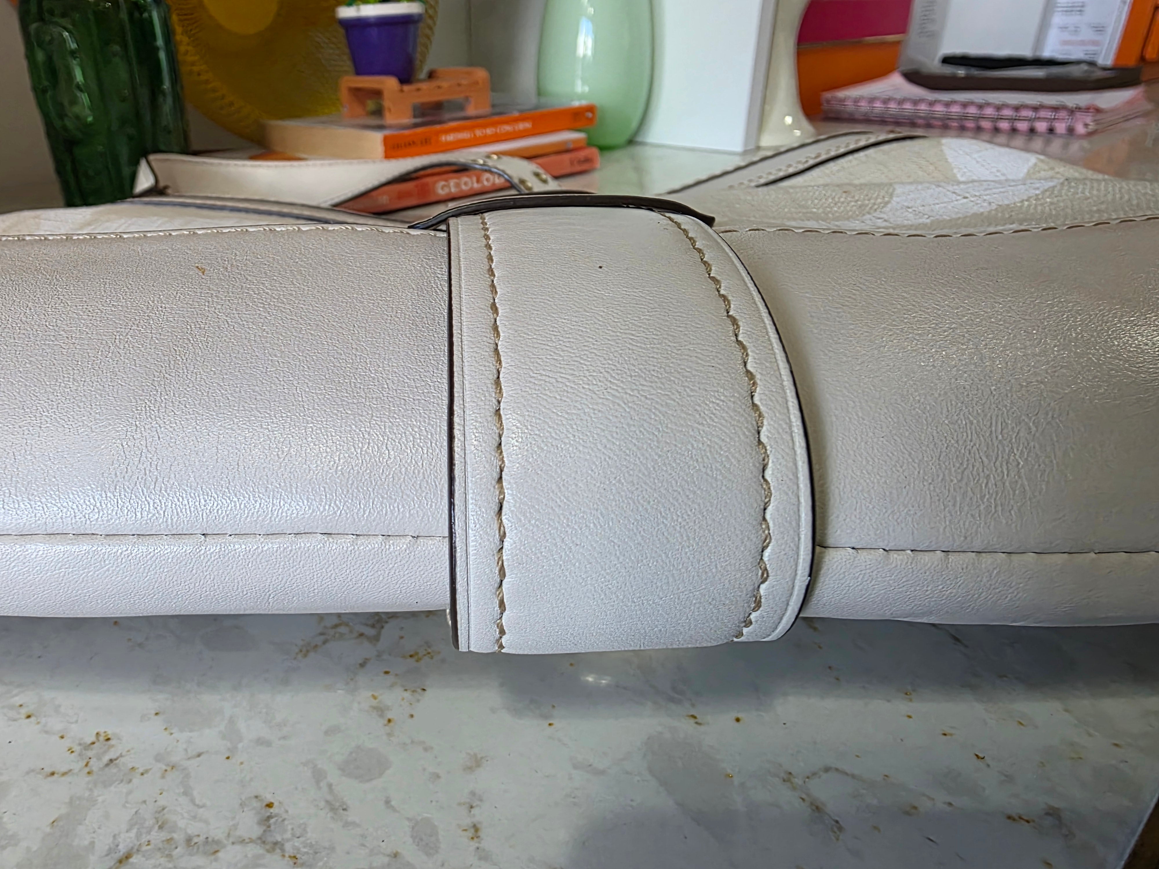 CREAM COACH VINTAGE 2000s legacy shoulder bag, mint