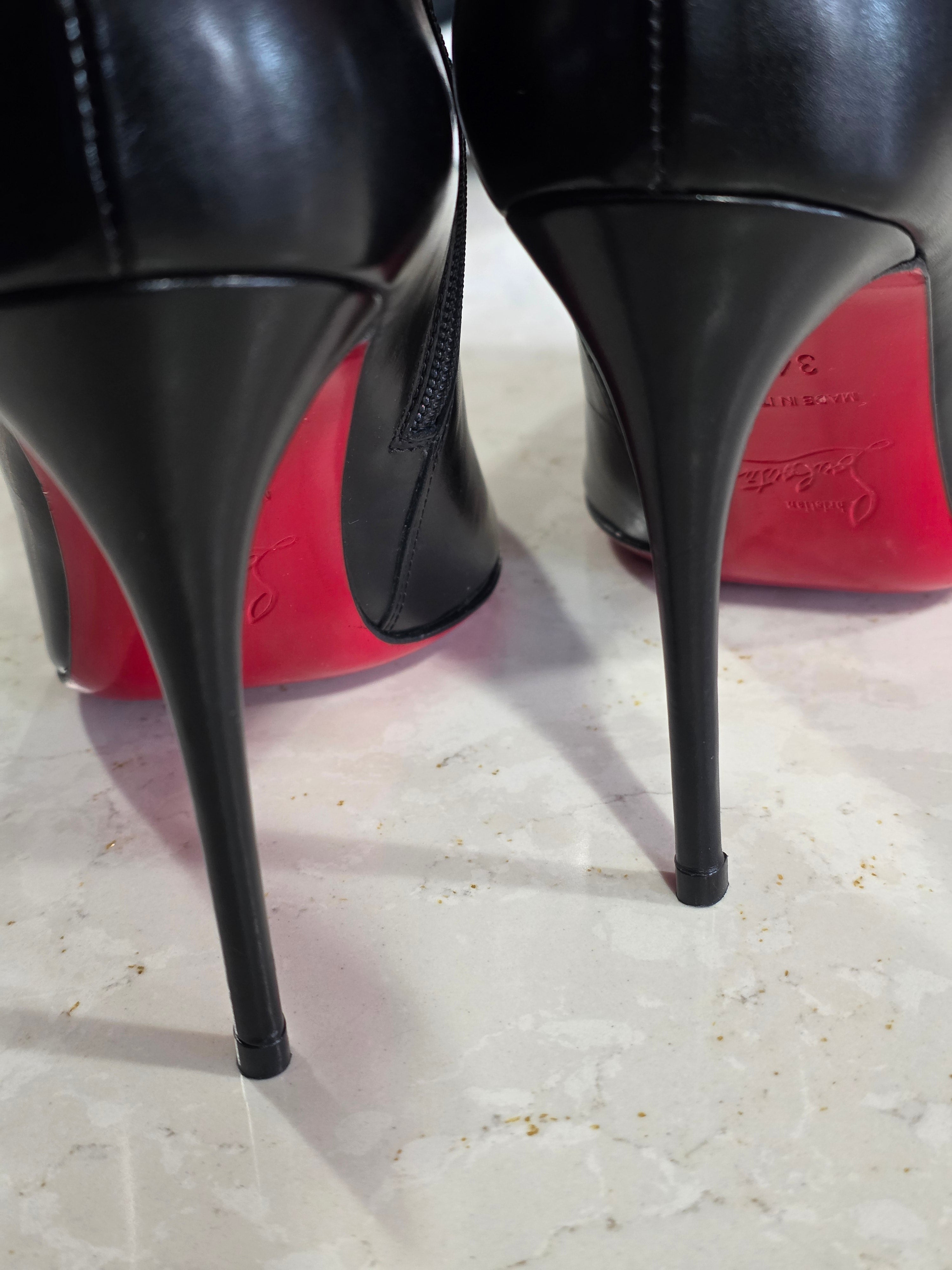 CHRISTIAN LOUBOUTIN FIFI BOTTA KNEE-HIGH boots