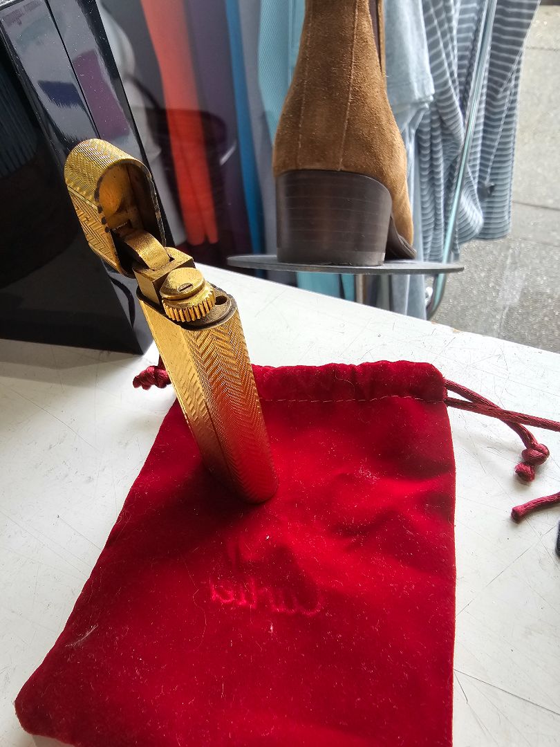 gold-plated Cartier lighter AS IS