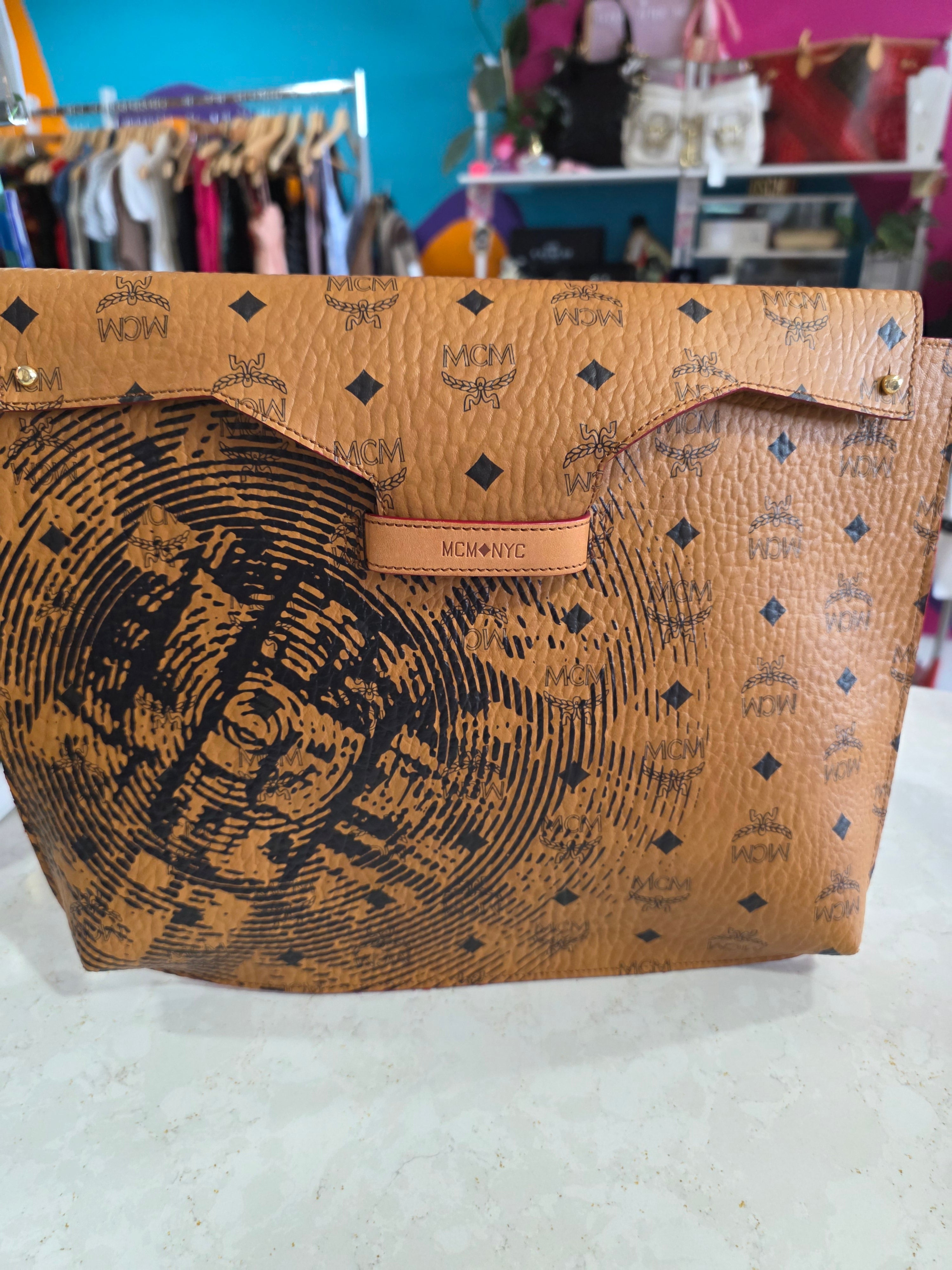 MCM NEW YORK VISETOS SOHO PORTFOLIO