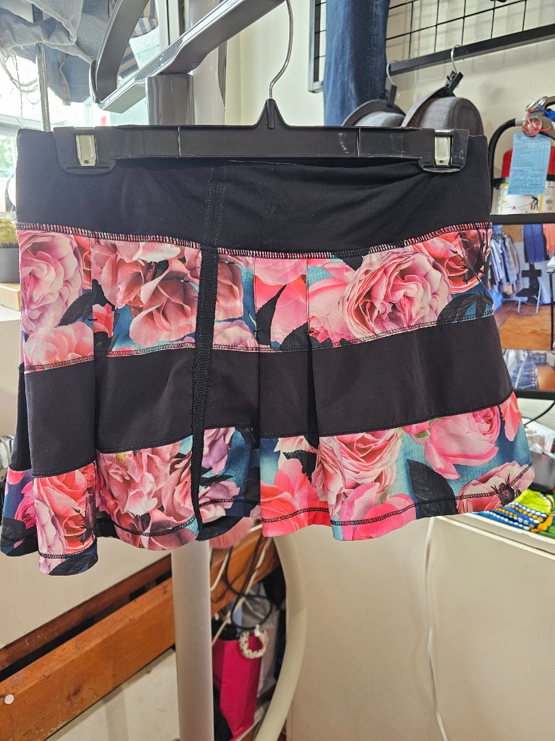 LULULEMON Pace Rival Athletic Skirt