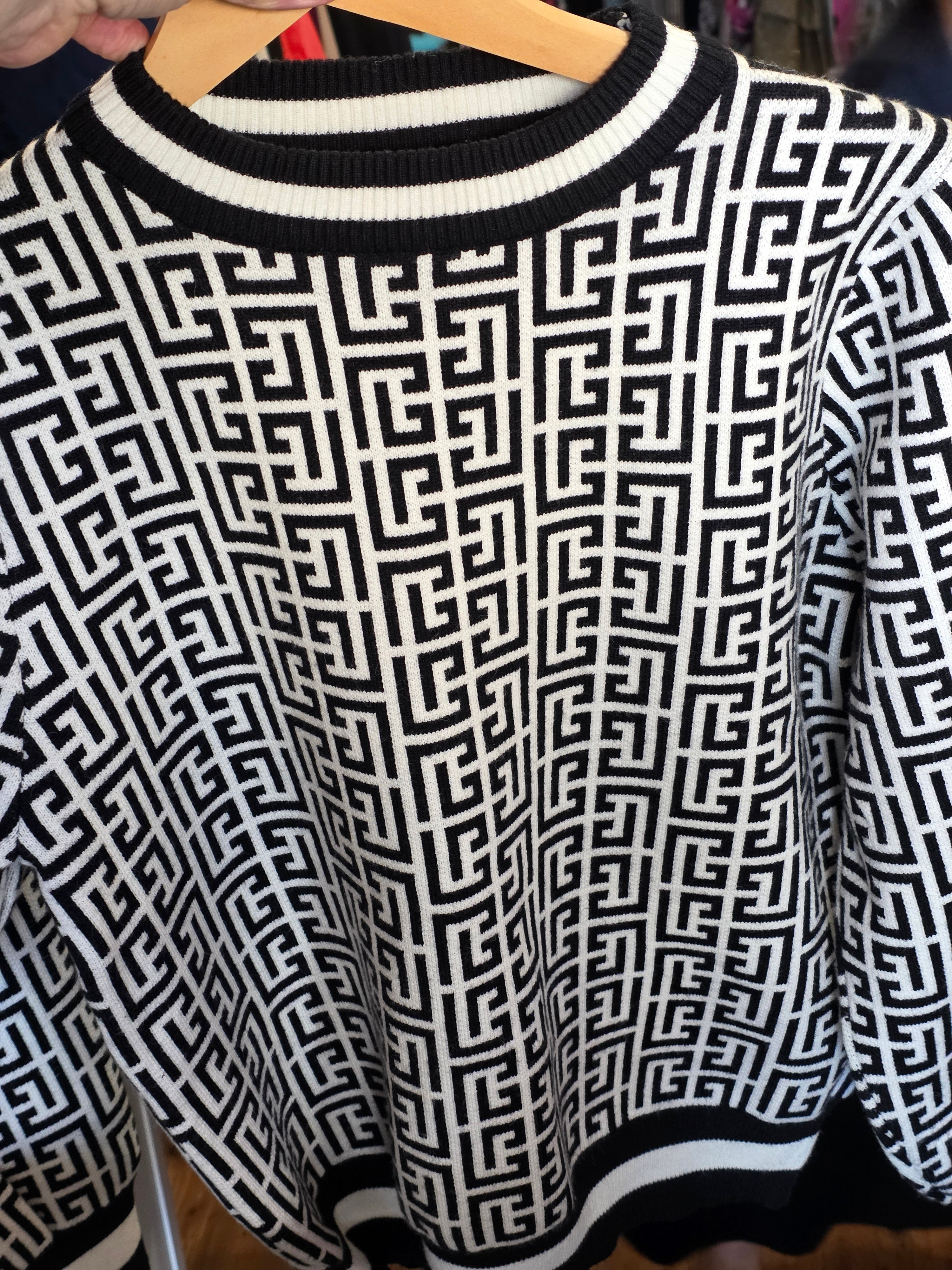 BLACK/WHITE BALMAIN PARIS SWEATER