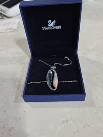 SILVER SWAROVSKI NECKLACE