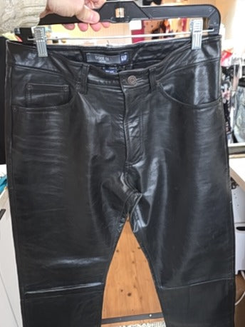BLACK 100% LEATHER  GAP BOOT FIT PANTS
