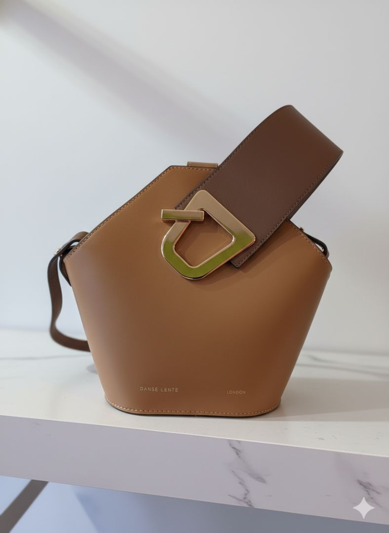 DANSE LENTE BUCKET BAG