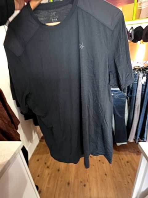 GREY ARCTERYX'CORMAC CREW' SHORT SLEEVE