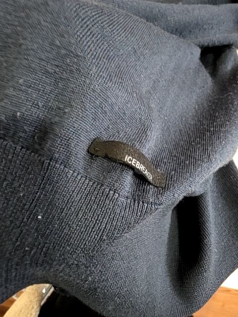 Icebreaker MERINO WOOL V-NECK SWEATER MENS