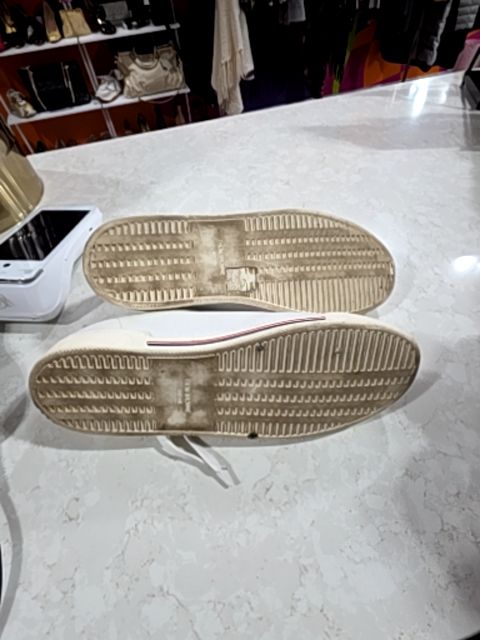 THOM BROWNE LACE-UP SNEAKERS