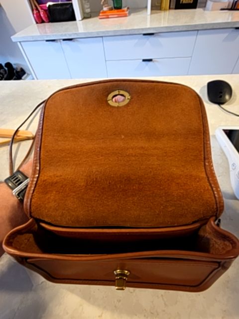 VINTAGE  COACH CROSSBODY