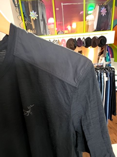 GREY ARCTERYX'CORMAC CREW' SHORT SLEEVE