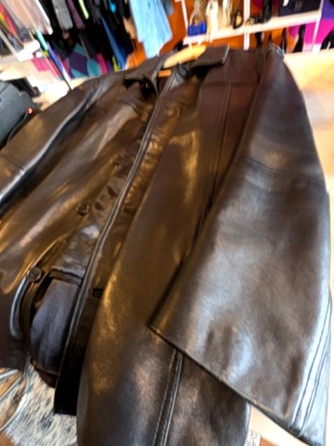 DENVER HAYES LEATHER JACKET