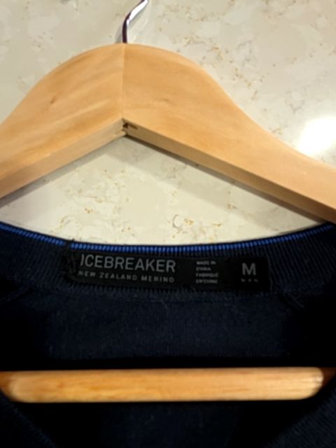Icebreaker MERINO WOOL V-NECK SWEATER MENS