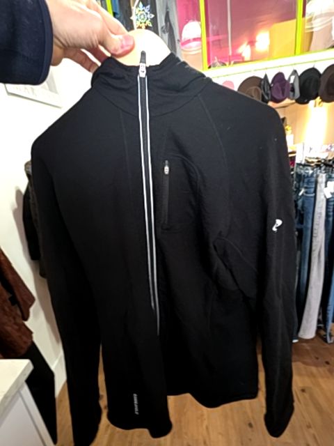 GT260 MERINO WOOL ZIP-UP HOODIE