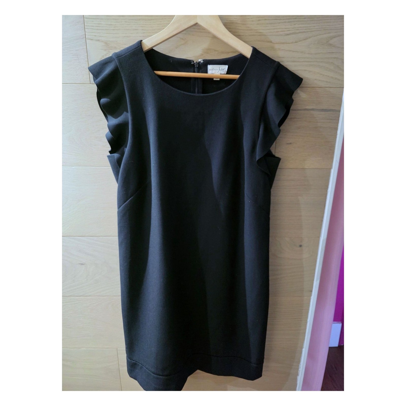 MAISON JULES RUFFLE SLEEVE DRESS