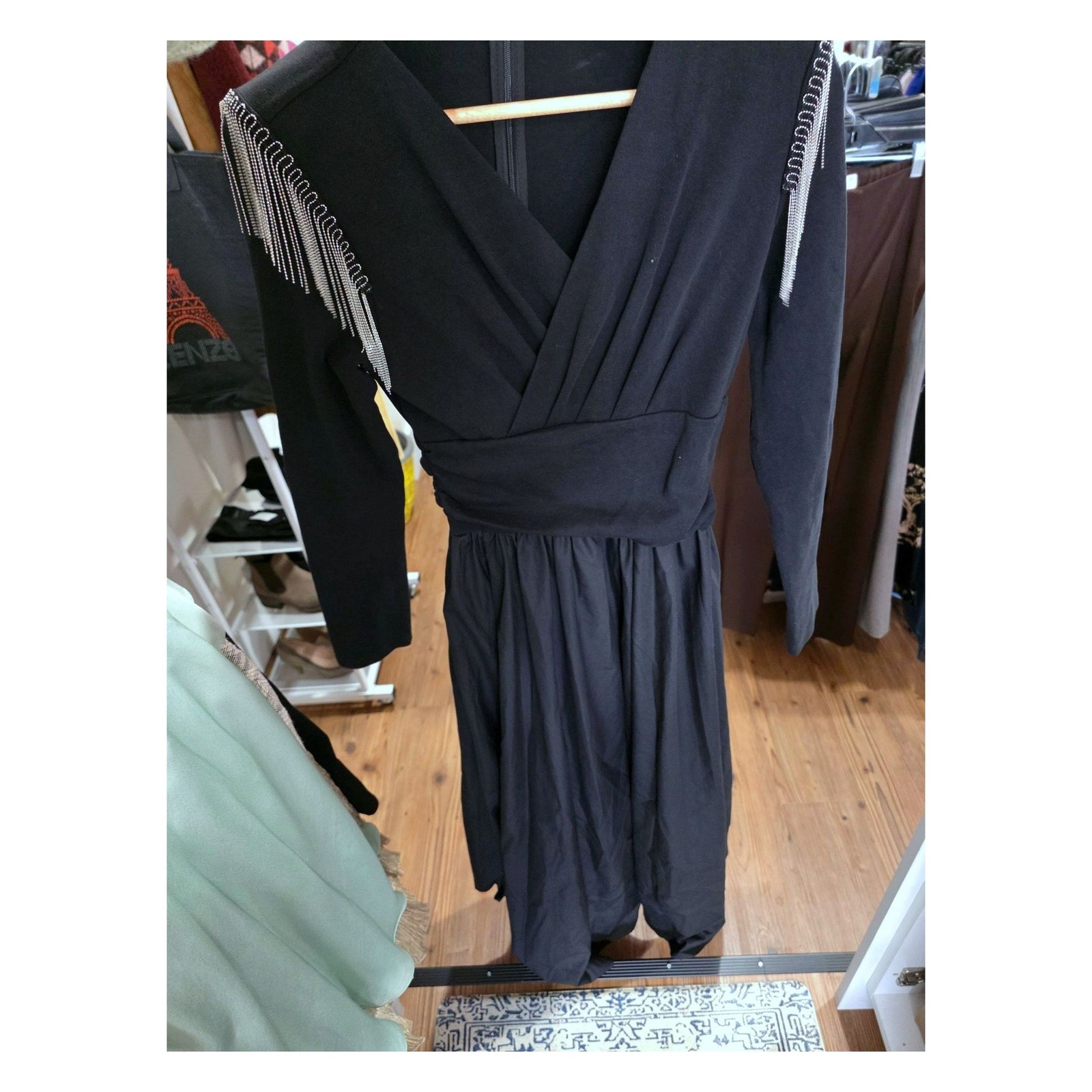 YEU EMBELLISHED SHOULDER LONG SLEEVE DRESS