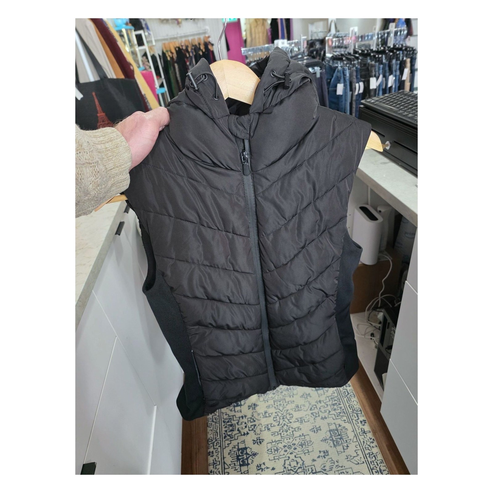 ZARA HOODED PUFFER VEST