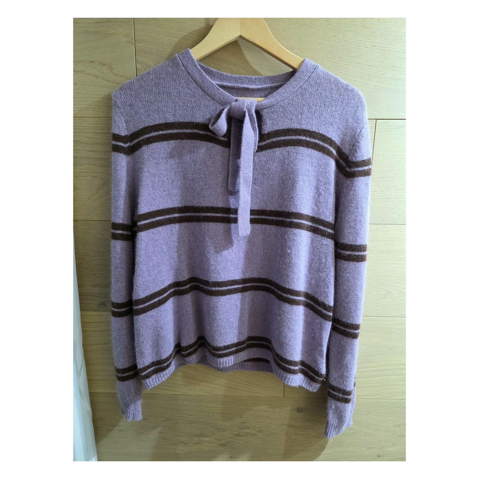 STRIPED TIE-NECK SWEATER