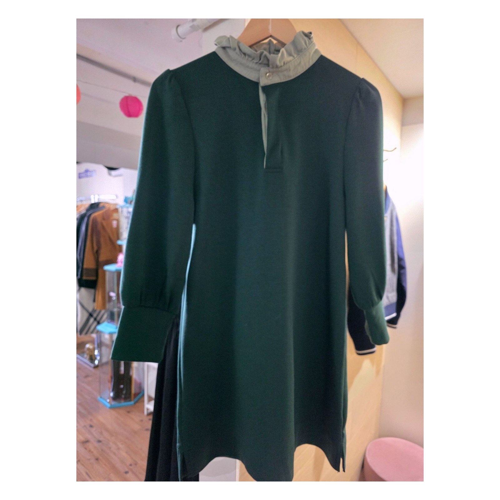 POMANDER PLACE RUFFLE COLLAR DRESS (as is)
