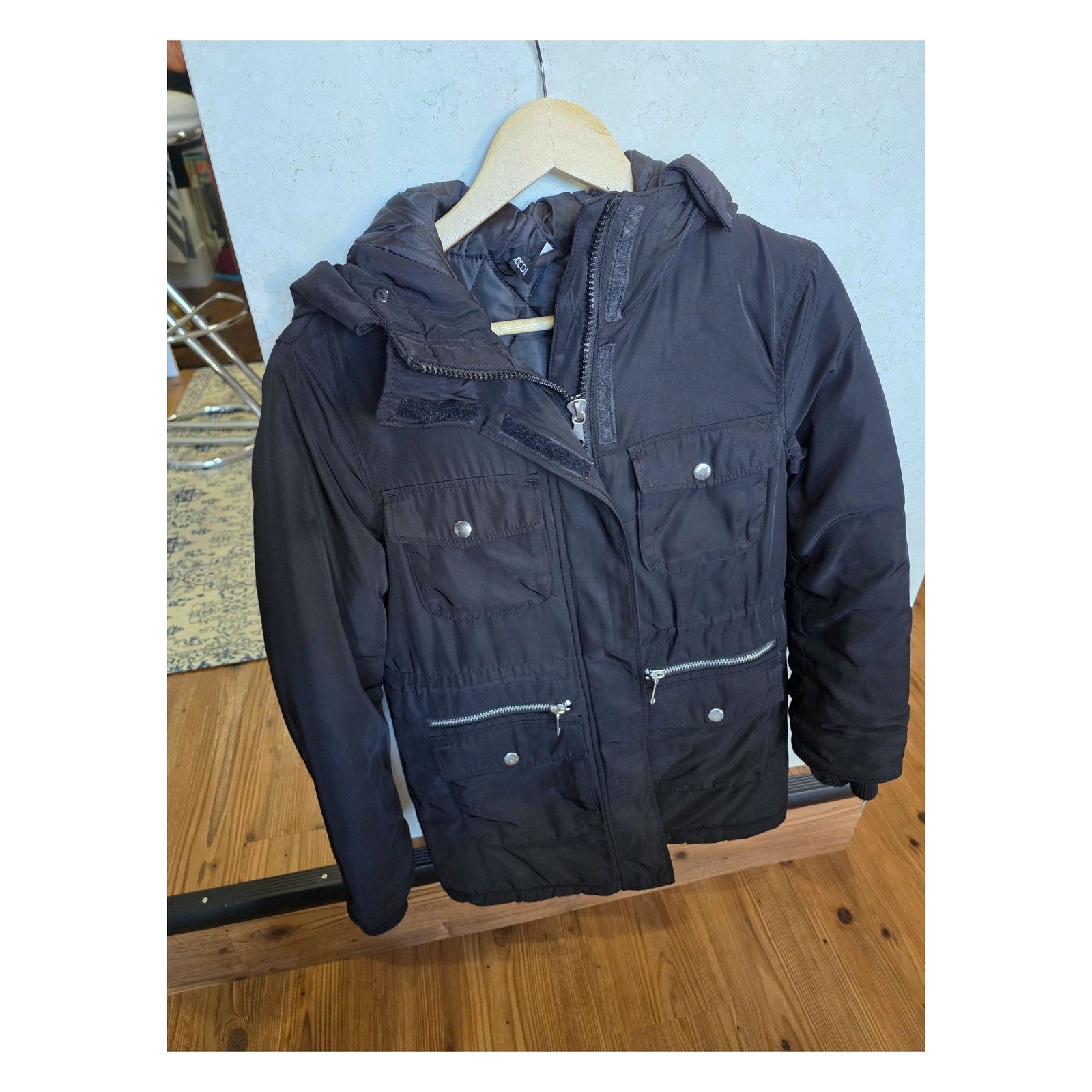 DIVIDED HOODED PARKA JACKET