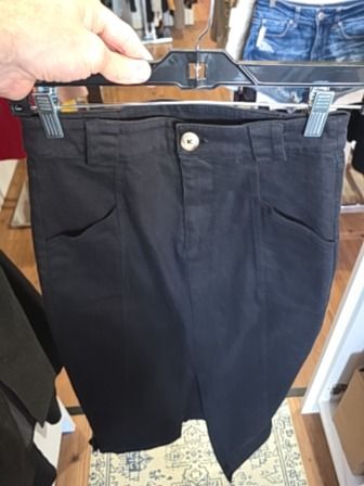 BLACK M&L DENIM PENCIL SKIRT