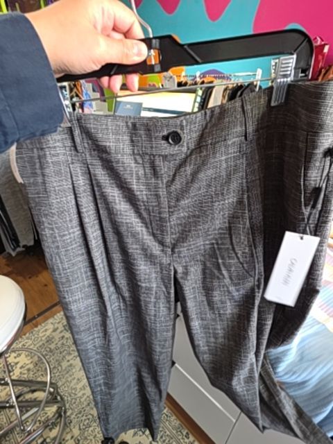 CALVIN KLEIN PLAID SLACKS, GREY
