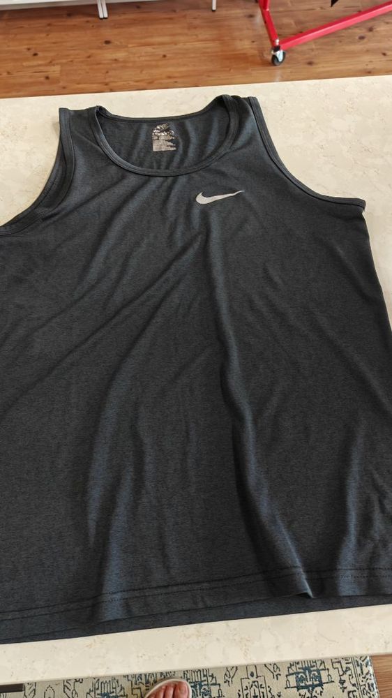 MEN'S BLACK NIKE SPORT TANK