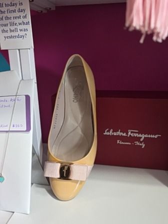 FERRAGAMO FLATS WITH RIBBON