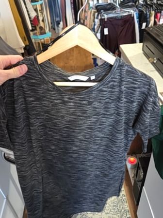 GREY NEW LOOK TSHIRT