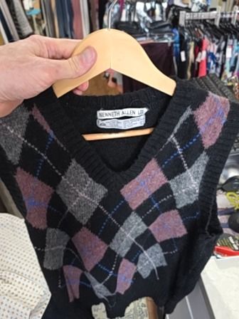 VINTAGE KENNETH ALLEN WOOL SWEATER VEST