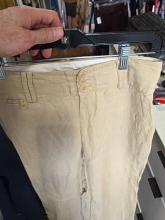 BEIGE BANANA REPUBLIC PANTS