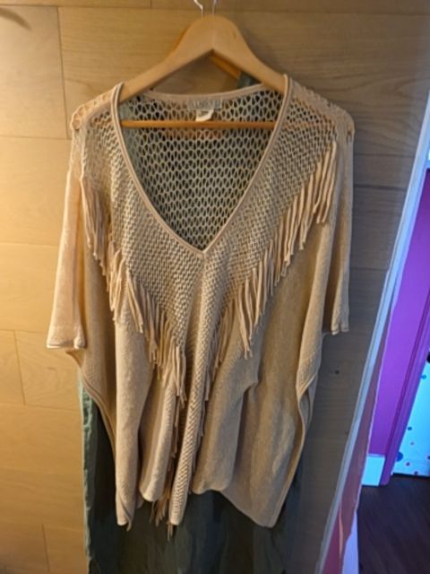 Beige Billabong  fringe crochet oversized top