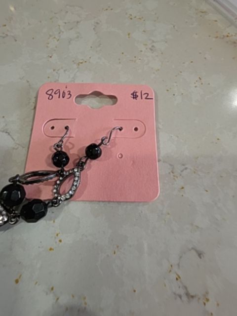 LONG BLACK DROP EARRING S