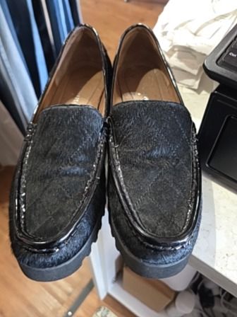 BLACK DONALD J PLINER TEXTURED LOAFERS