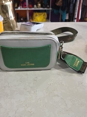 WHITE MARC JACOBS 'CAMERA CROSSBODY