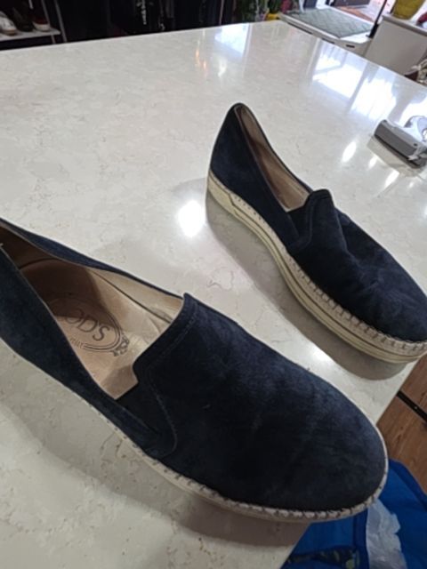 NAVY TOD'S SLIP ONS NAVY