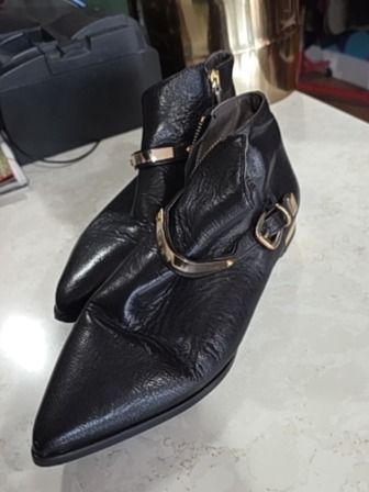 BLACK MALLY ITALIAN LEATHER ANKEL BOOTS