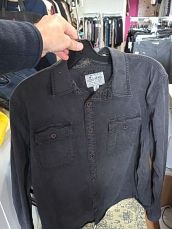 BLACK LUCKY BRAND BUTTON UP SHIRT