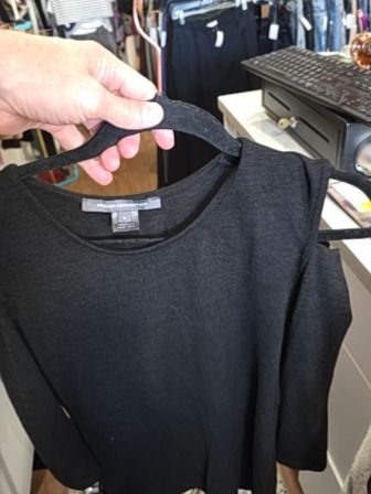 BLACK FRENCH CONNECTION OPEN SHOULDER LONG SLEEVE TOP