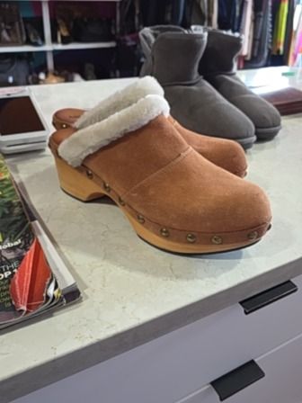 FREE PEOPLE SUEDE & SHEARLING CLOGS