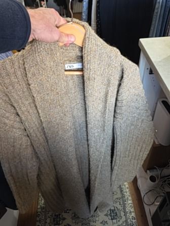 BEIGE ZARA KNIT OPEN FRONT DUSTER/CARDIGAN