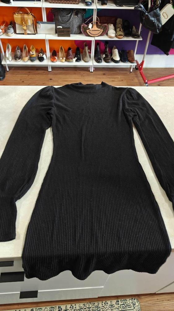BLACK GARAGE LONG SLEEVE DRESS