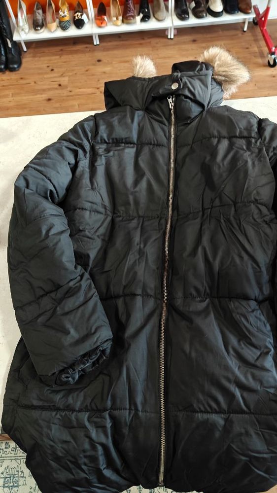 BLACK OLD NAVY JACKET