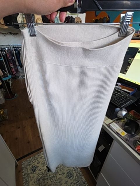 ZARA RIBBED TUBE SKIRT, CREAM
