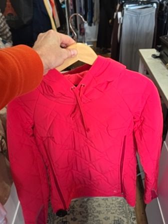 RED HYBA QUILTED PULLOVER  HOODIE