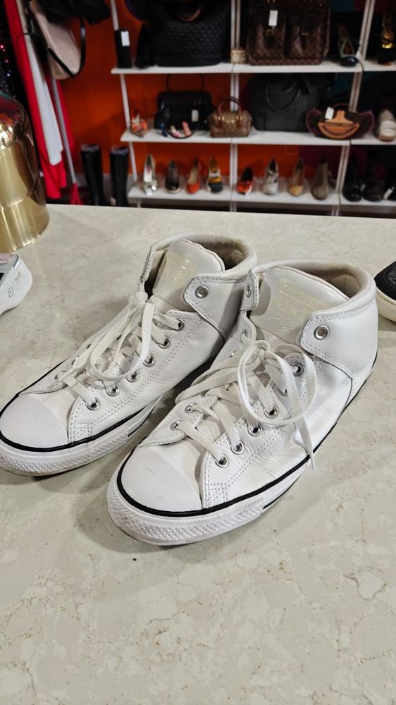 WHITE CONVERSE SNEAKERS