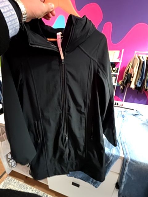 LULULEMON LONG BLACK COAT HOODED W/ BACK SLIT